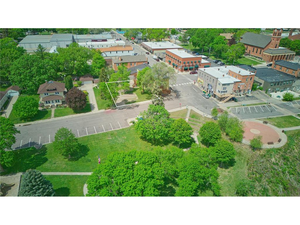 121 Main Avenue W Winsted MN 55395 - Winsted 7080318 image59