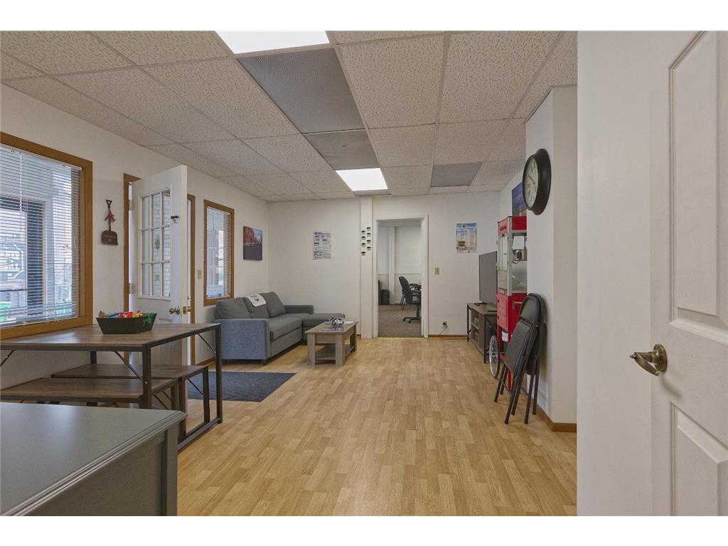 121 Main Avenue W Winsted MN 55395 - Winsted 7080318 image6