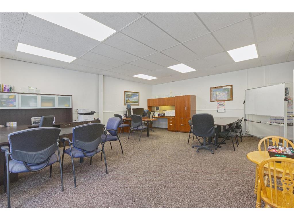 121 Main Avenue W Winsted MN 55395 - Winsted 7080318 image8