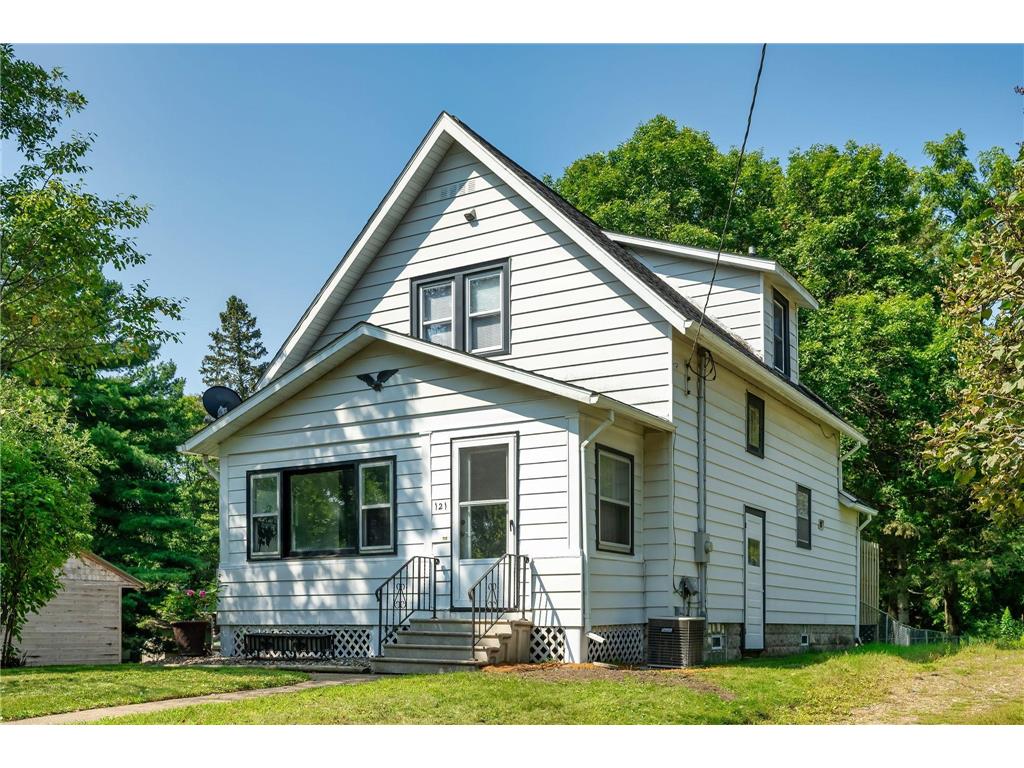 121 Mathison Street Woodville WI 54028 6586997 image1