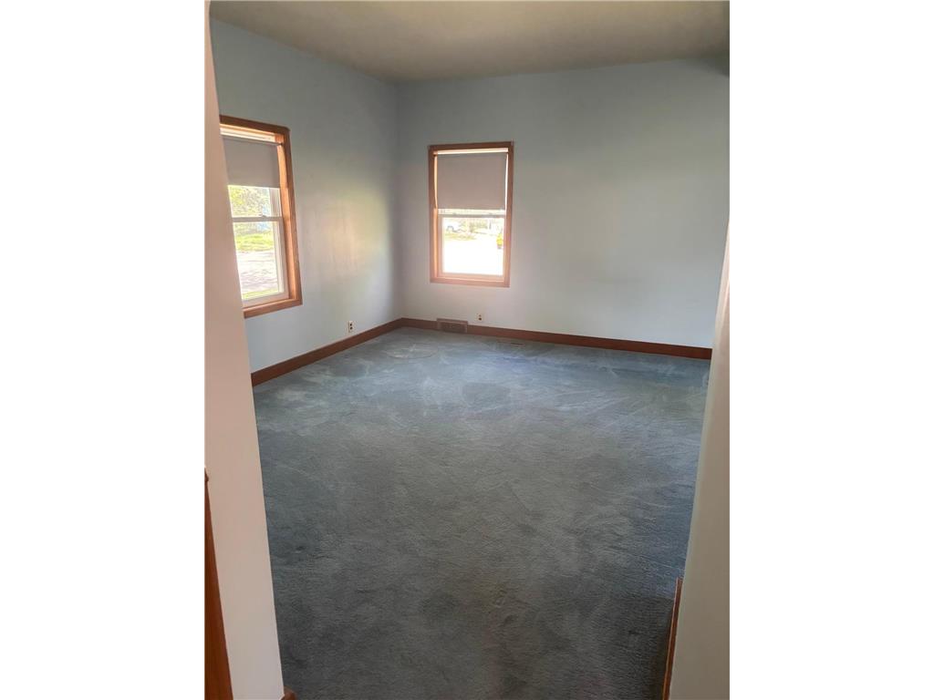 121 N 10th Street Montevideo MN 56265 7072994 image16