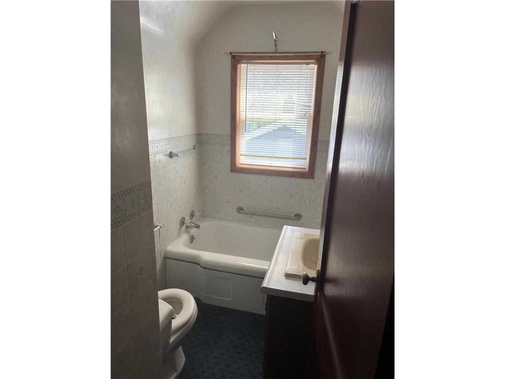 121 N 10th Street Montevideo MN 56265 7072994 image23