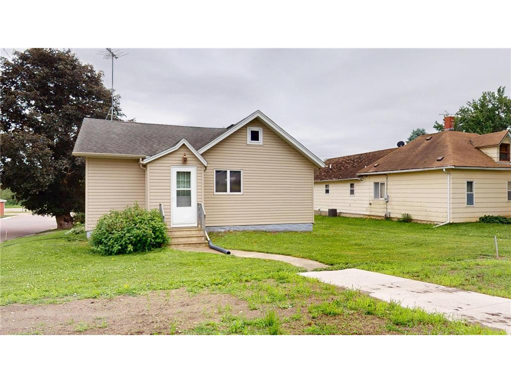 121 N 2nd Street Kiester MN 56051 7085929 image19