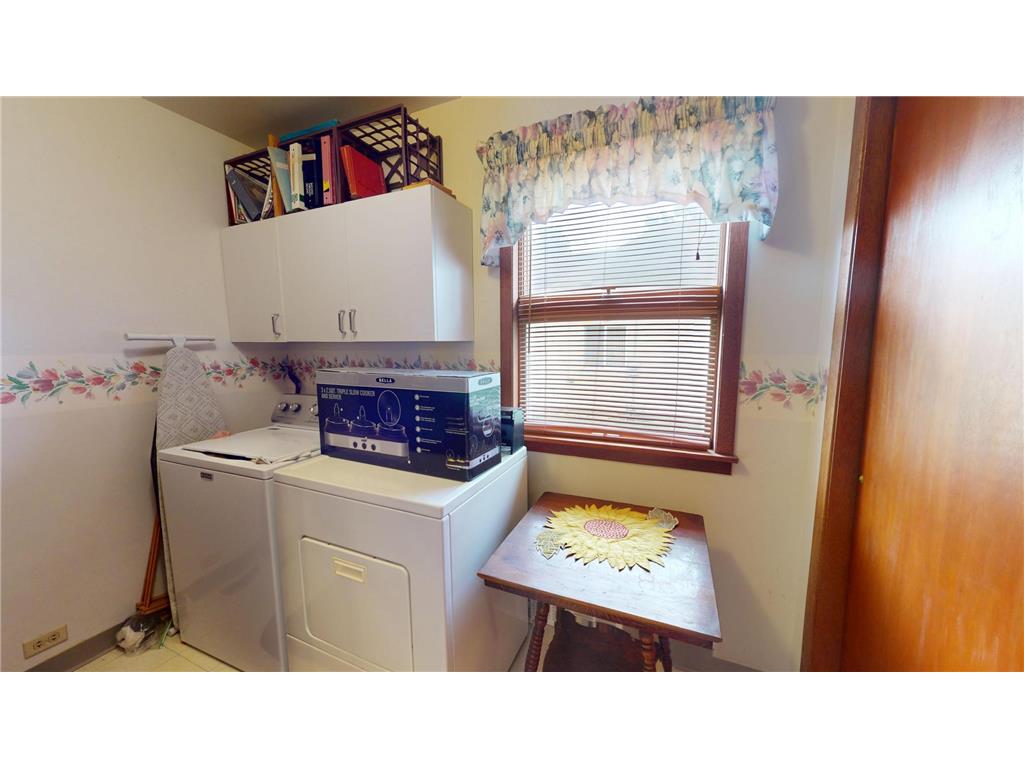 121 N 2nd Street Kiester MN 56051 7085929 image9