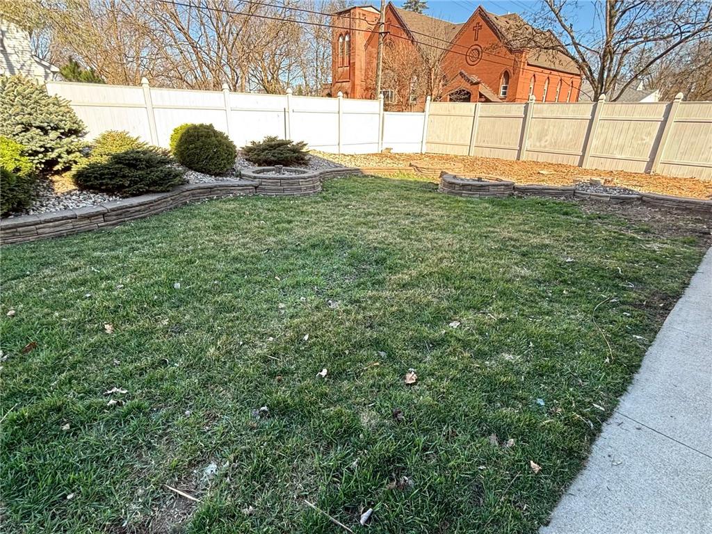 121 N 5th Street Montevideo MN 56265 7045562 image59