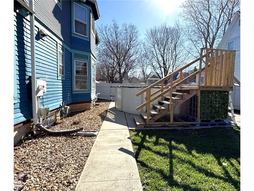 121 N 5th Street Montevideo MN 56265 7045562 image60