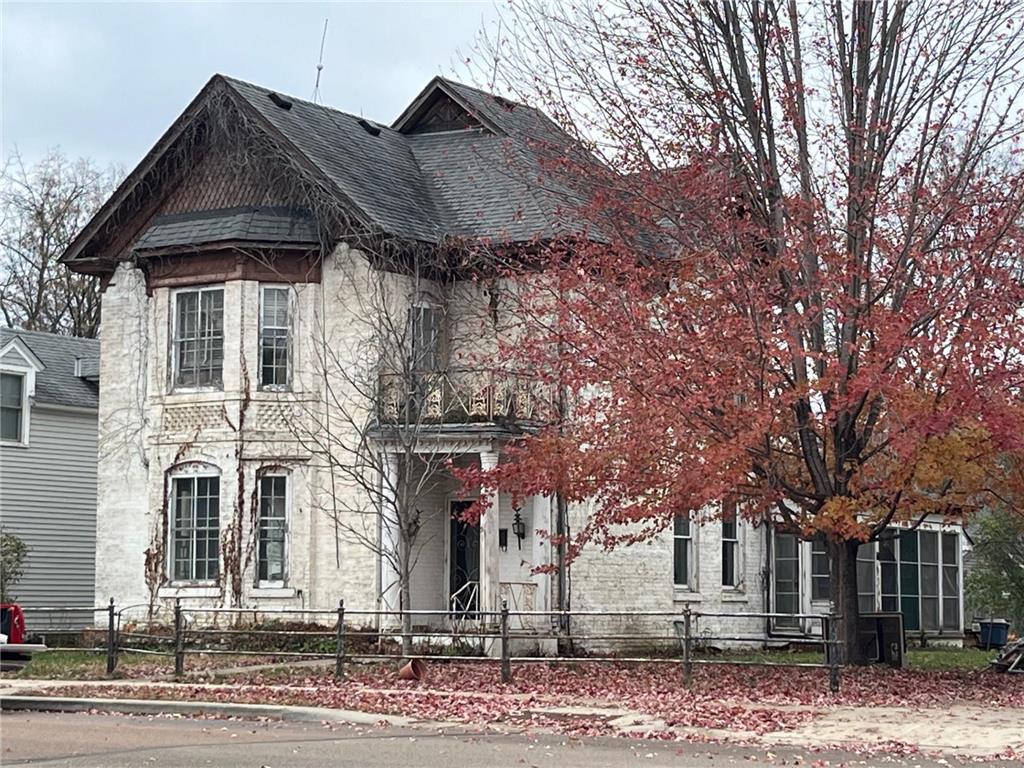 121 N Hickory Street Chaska MN 55318 6422225 image1