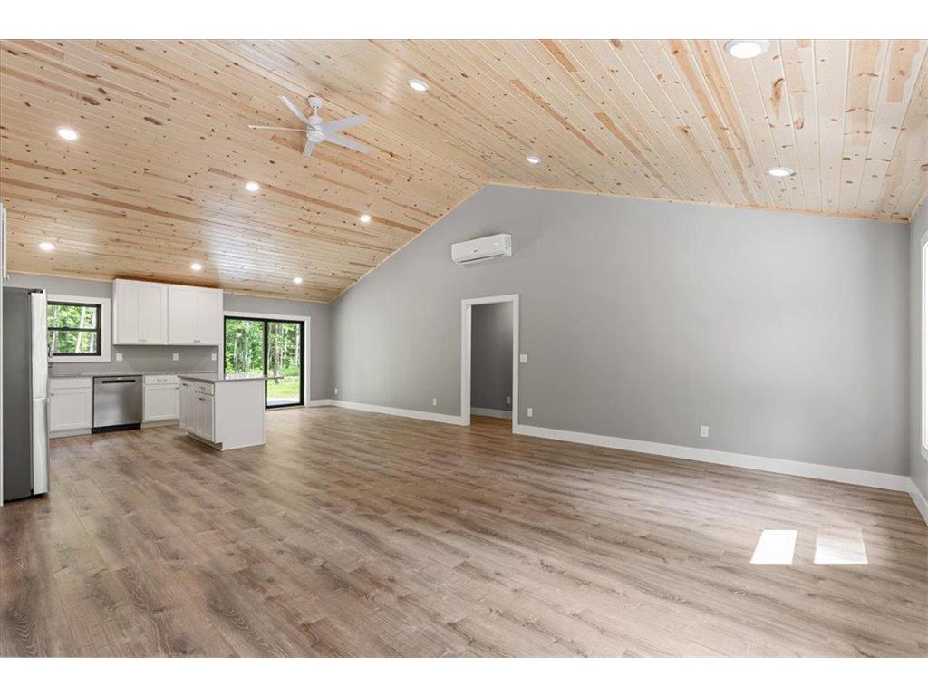 121 Ridgeway Path Walker MN 56484 7097200 image9