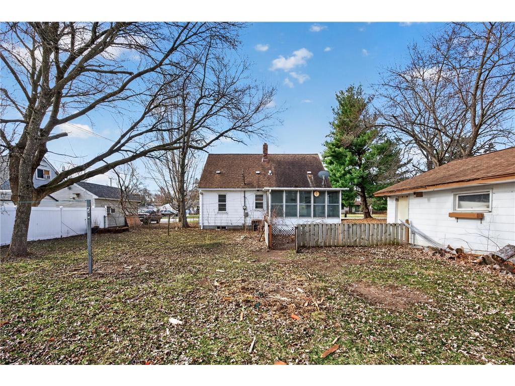 121 Roselawn Avenue E Maplewood MN 55117 7056950 image2