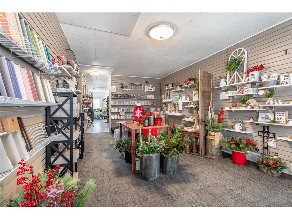 121 S Broadway Pelican Rapids MN 56572 7053234 image22
