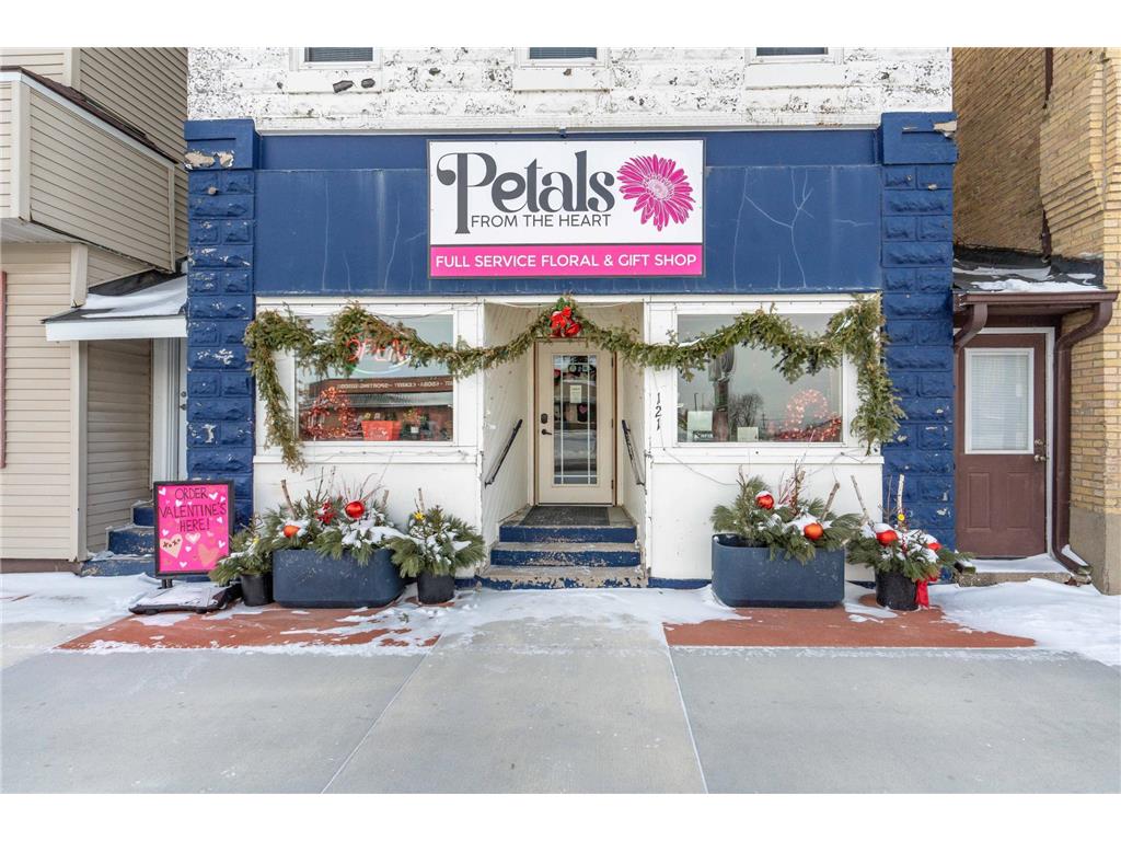 121 S Broadway Pelican Rapids MN 56572 7053234 image3