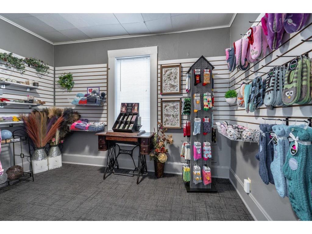 121 S Broadway Pelican Rapids MN 56572 7084693 image26