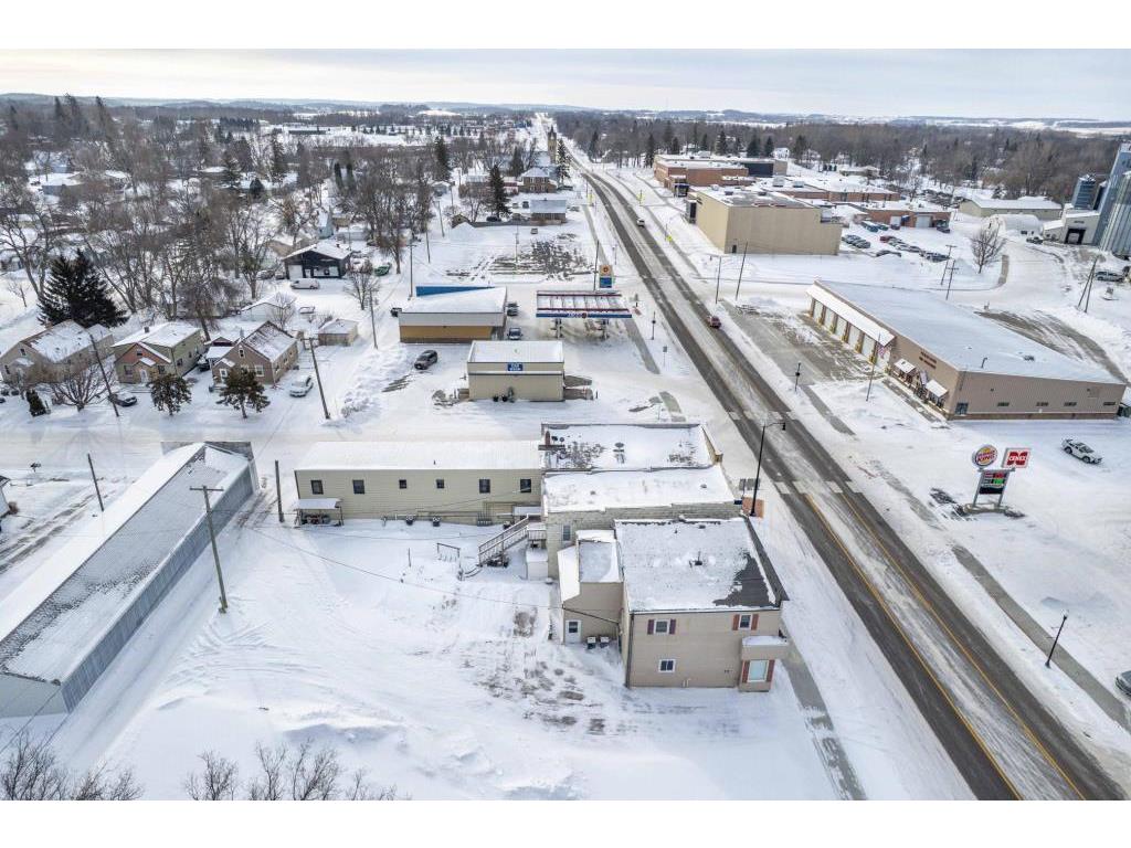 121 S Broadway Pelican Rapids MN 56572 7084693 image44