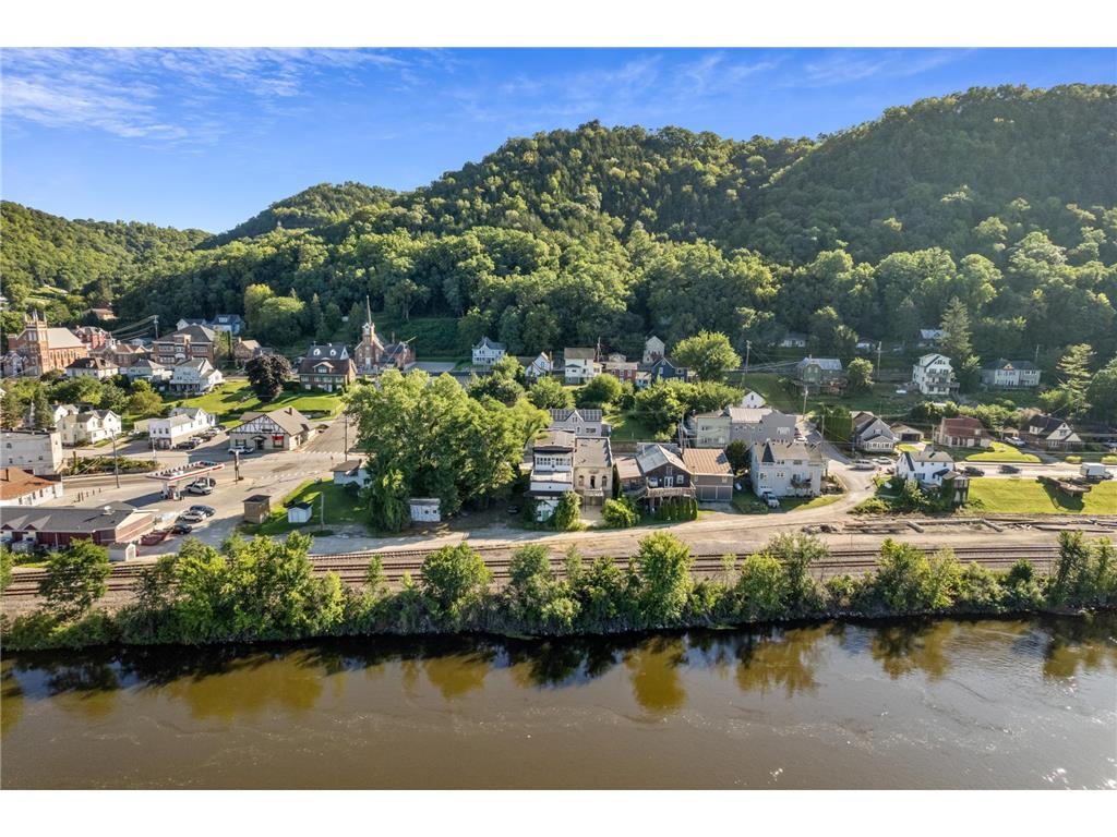 121 S Main Street Fountain City WI 54629 - Mississippi 6778204 image3