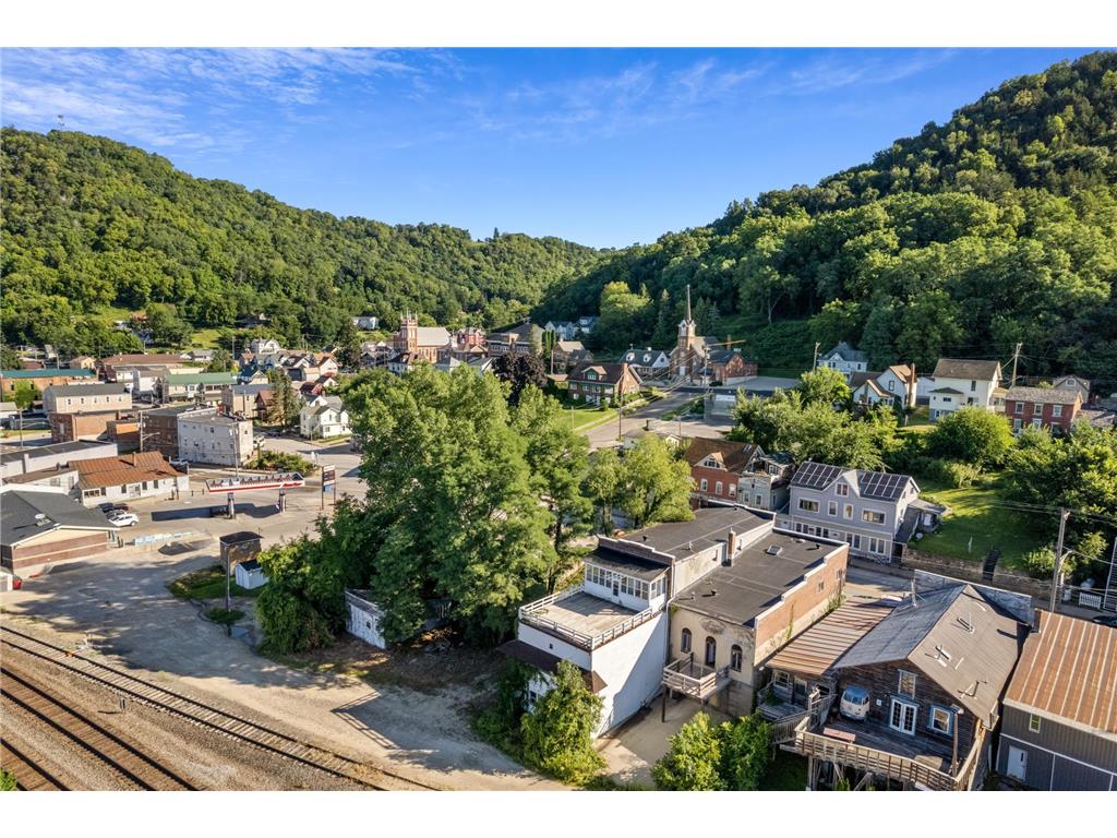 121 S Main Street Fountain City WI 54629 - Mississippi 6778204 image6