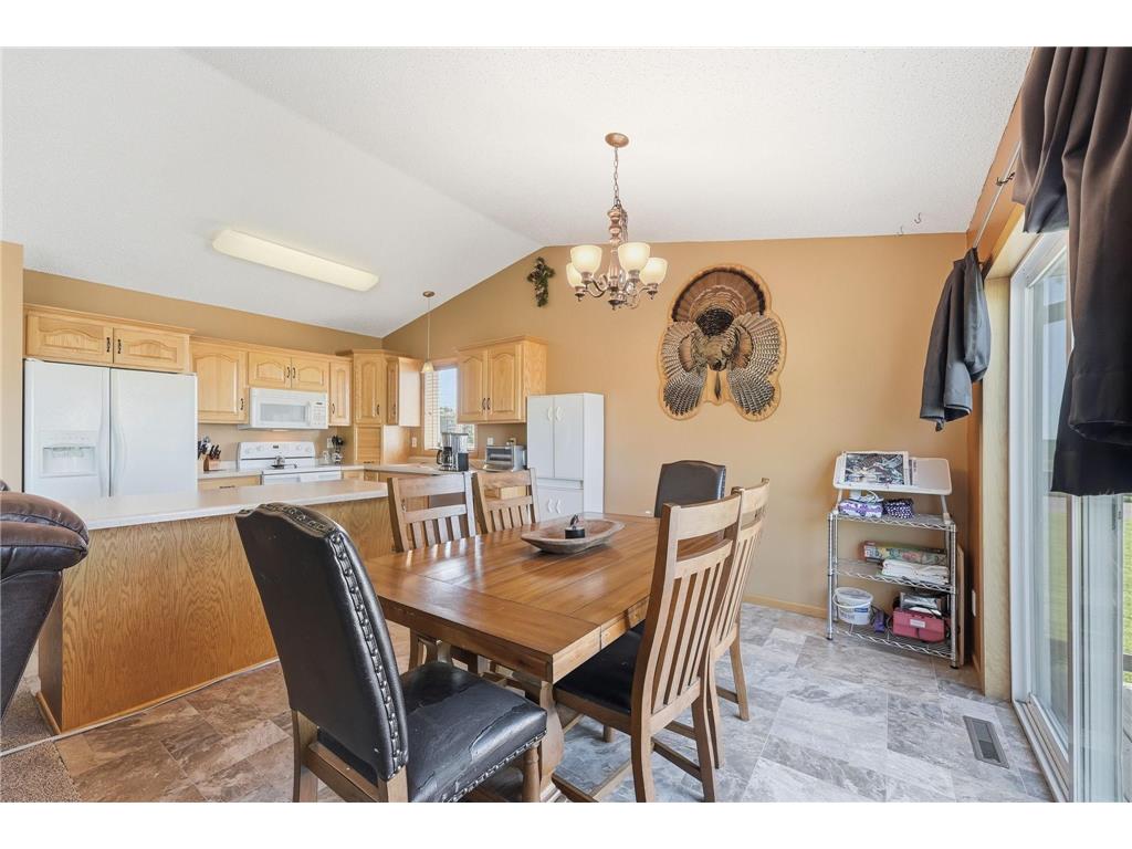121 Shire Road N Watkins MN 55389 7095530 image10