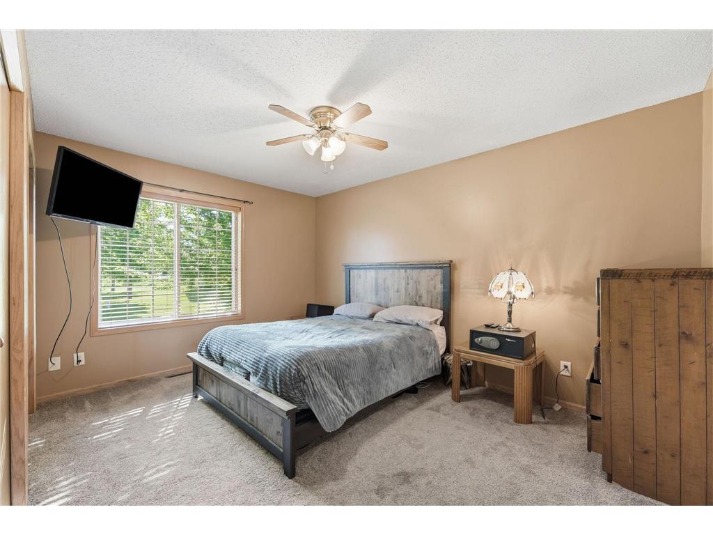 121 Shire Road N Watkins MN 55389 7095530 image16