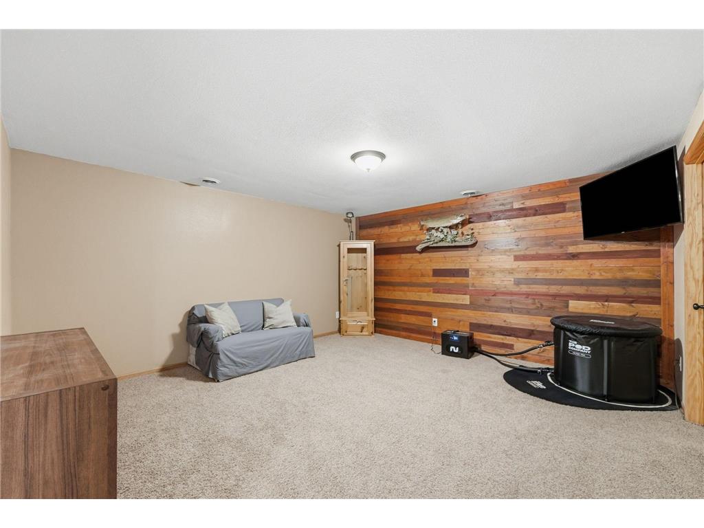 121 Shire Road N Watkins MN 55389 7095530 image18