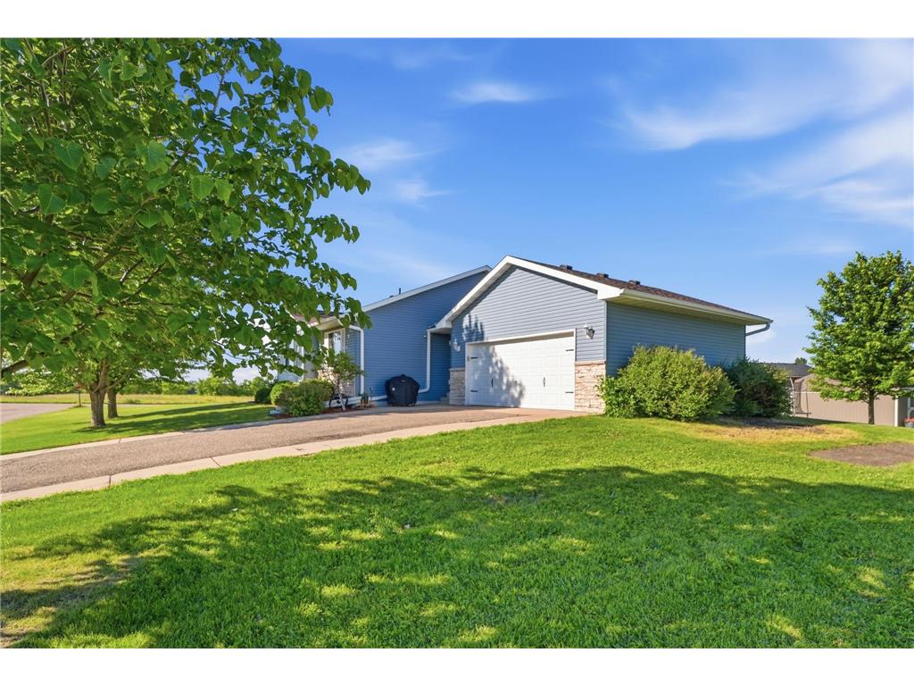 121 Shire Road N Watkins MN 55389 7095530 image2