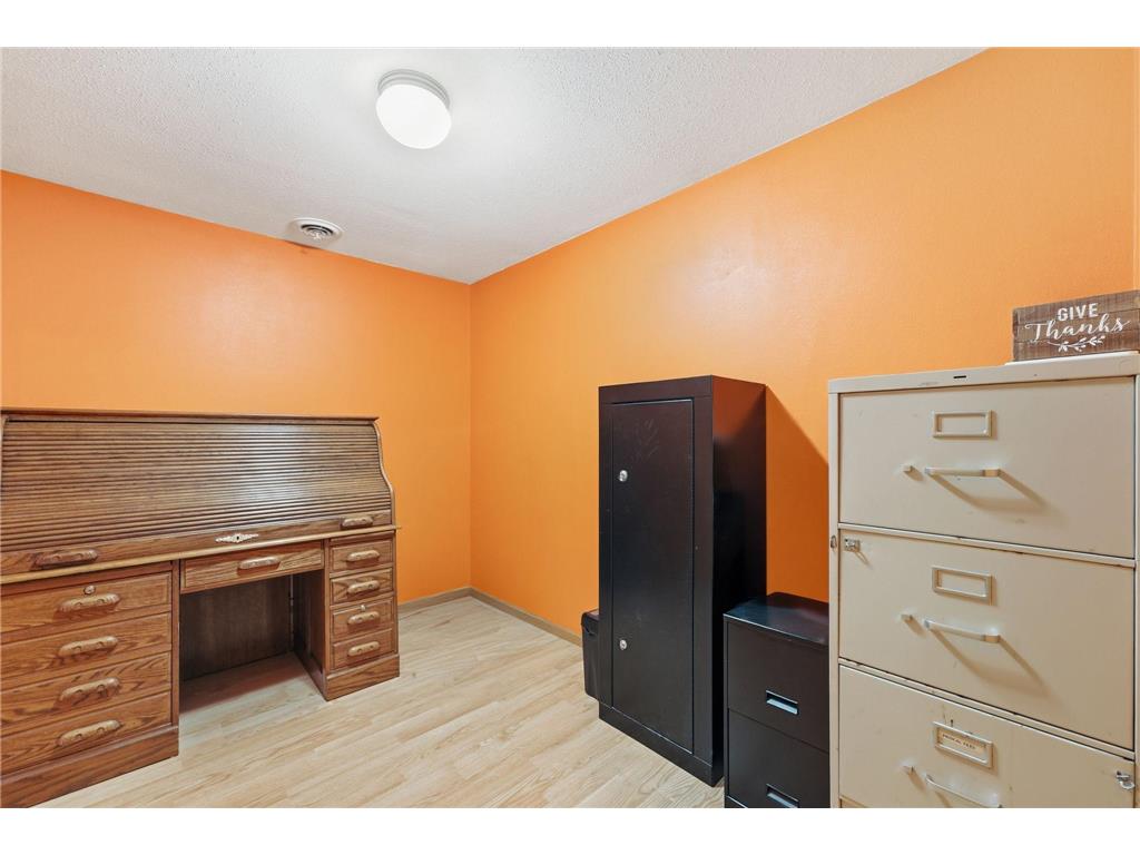 121 Shire Road N Watkins MN 55389 7095530 image24