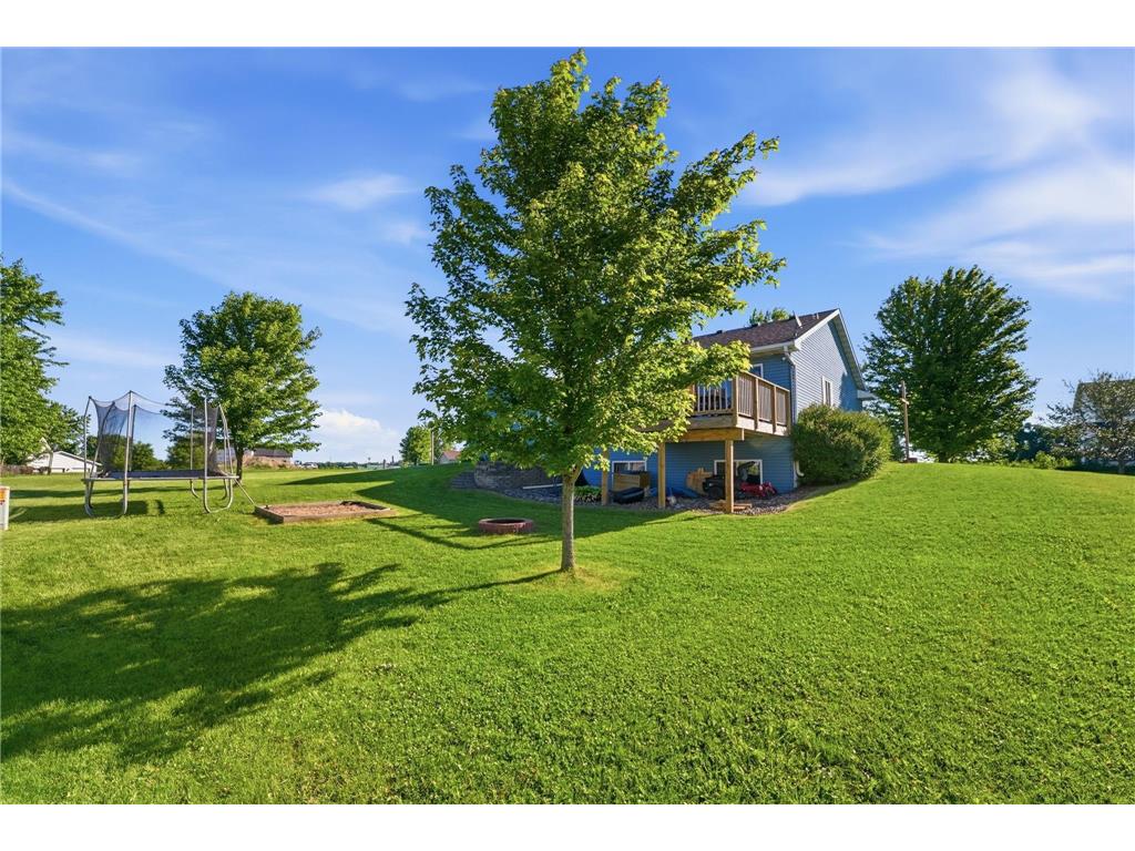 121 Shire Road N Watkins MN 55389 7095530 image28