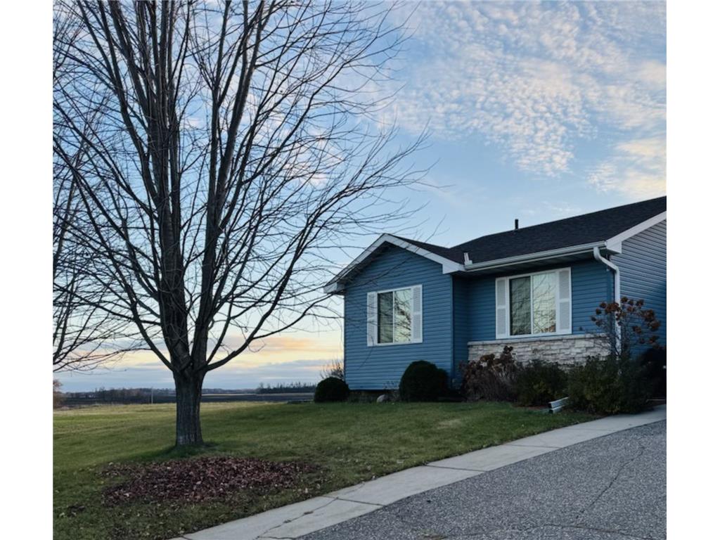 121 Shire Road N Watkins MN 55389 7095530 image32