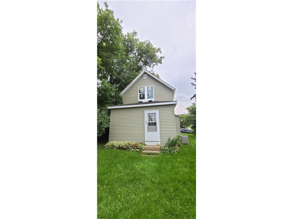 121 Union Street W Detroit Lakes MN 56501 6373890 image1