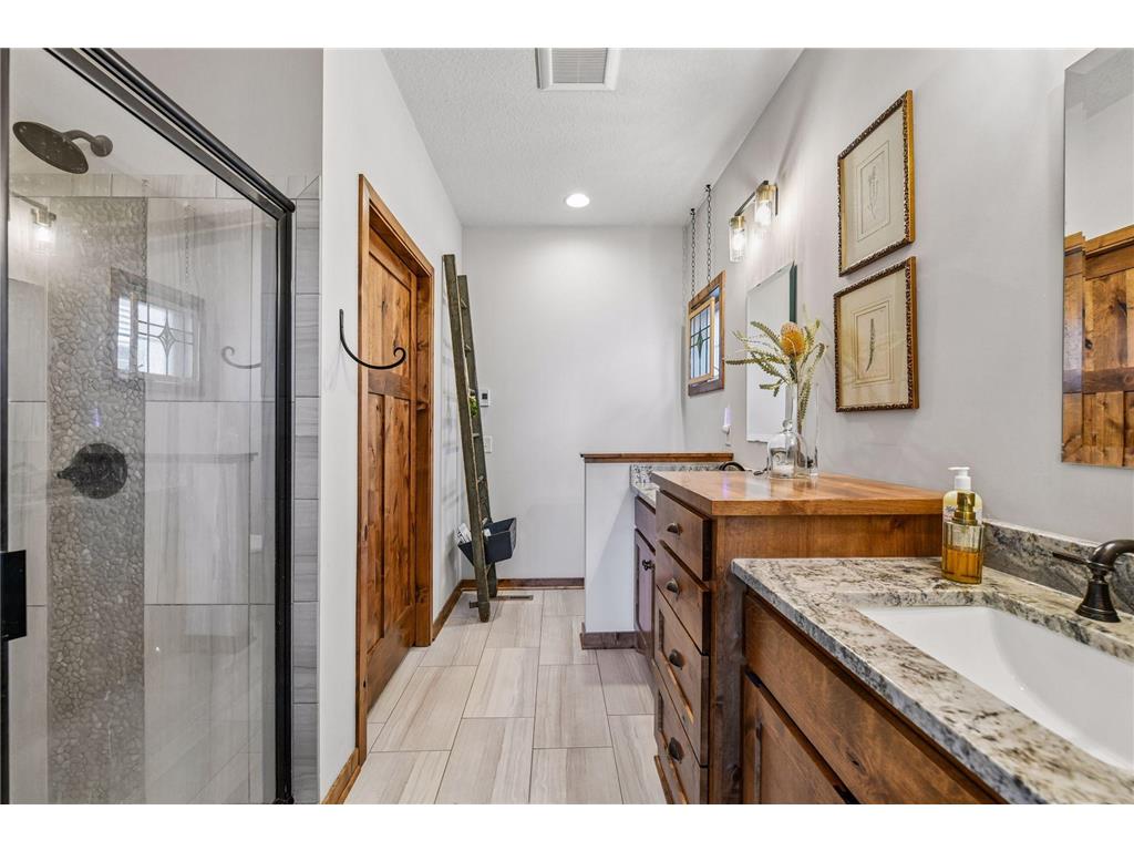 121 Vista Way Waconia MN 55387 7059133 image24
