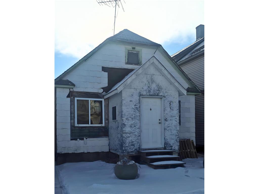 121 W 2nd Avenue Keewatin MN 55753 7006837 image1