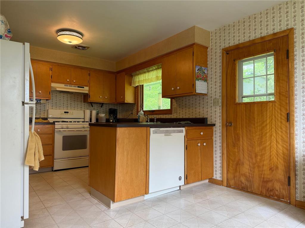 121 W Buffalo Street Duluth MN 55811 7085010 image12