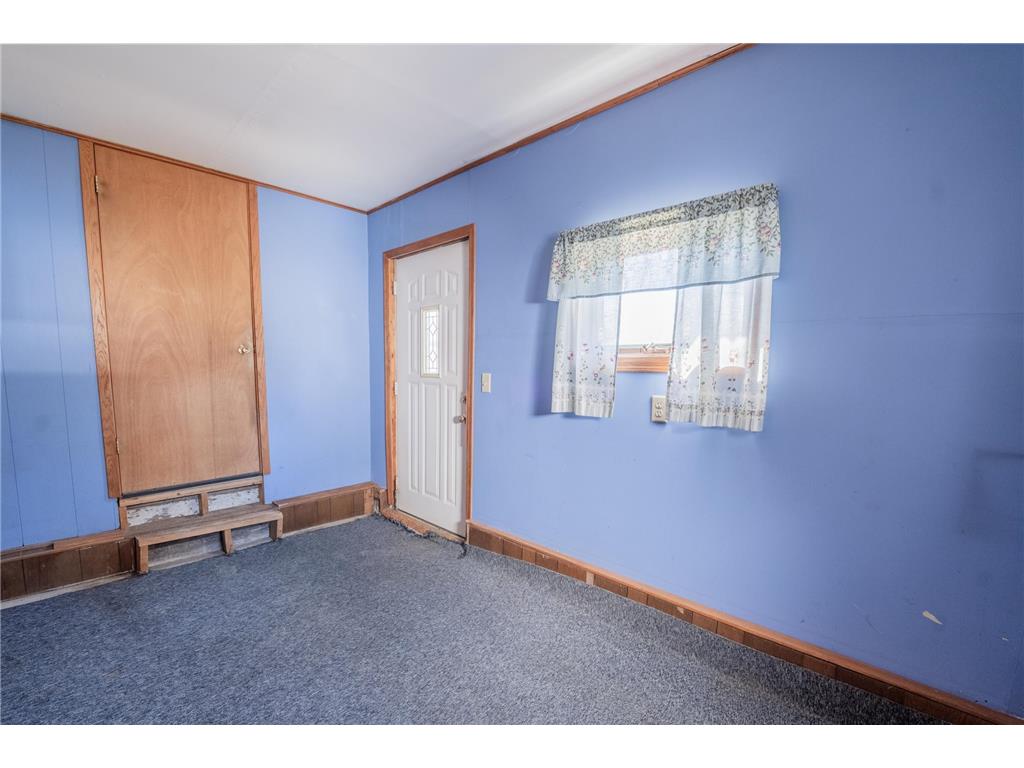 121 W Oak Street Stanley WI 54768 7041176 image21