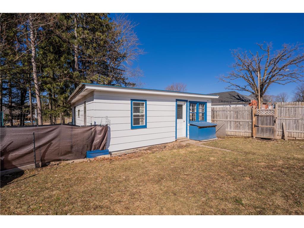 121 W Oak Street Stanley WI 54768 7041176 image42