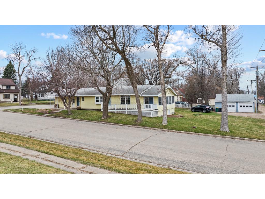 121 W Rowena Street Ivanhoe MN 56142 7055252 image3
