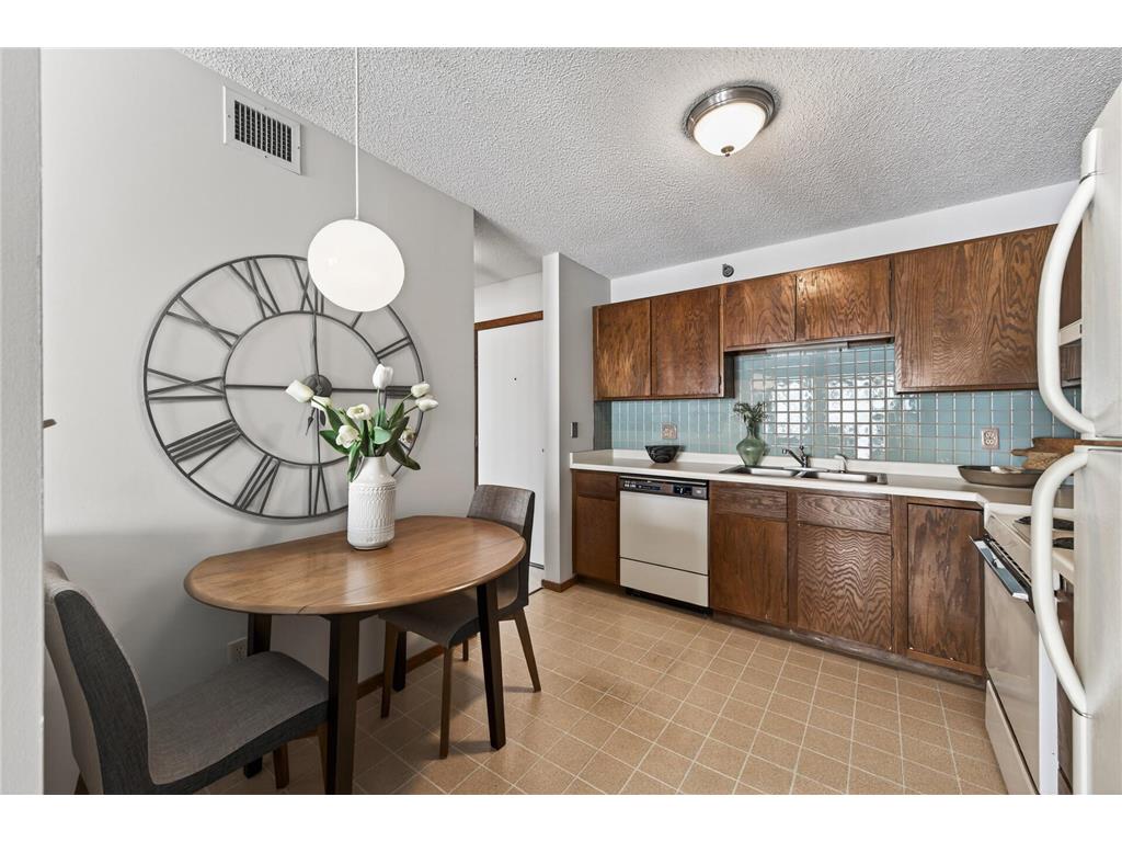 121 Washington Avenue S #1613 Minneapolis MN 55401 7079228 image5