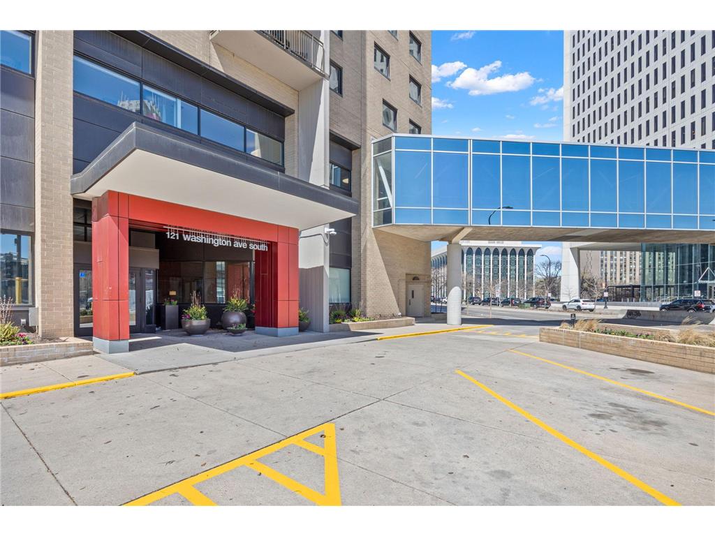 121 Washington Avenue S #1811 Minneapolis MN 55401 - Mississippi 6363599 image1