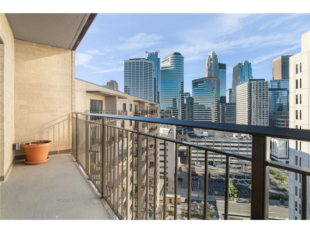 121 Washington Avenue S #1915 Minneapolis MN 55401 6808874 image1