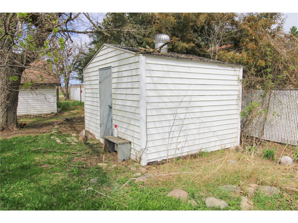 121 Washington Street W Burtrum MN 56318 7060754 image14