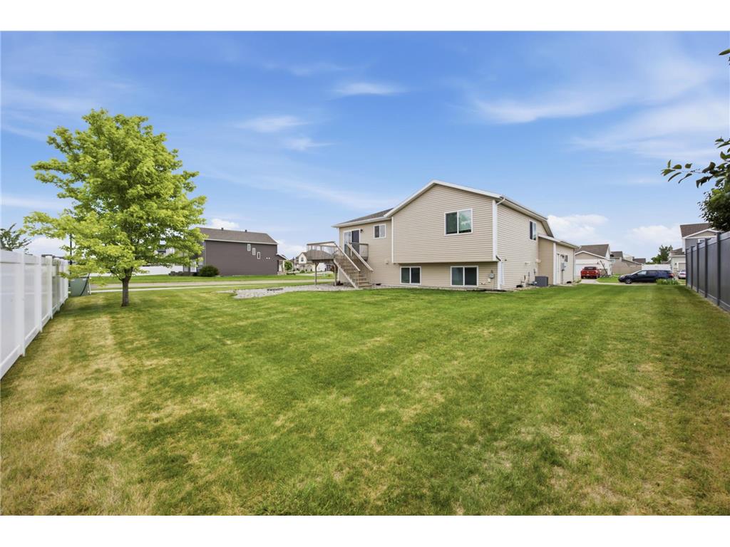 1210 30th Avenue W West Fargo ND 58078 7108445 image25