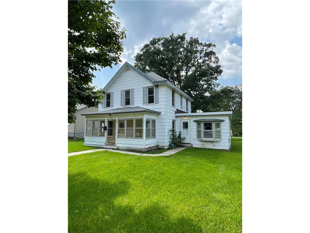 1210 Elm Street Alexandria MN 56308 6588571 image1