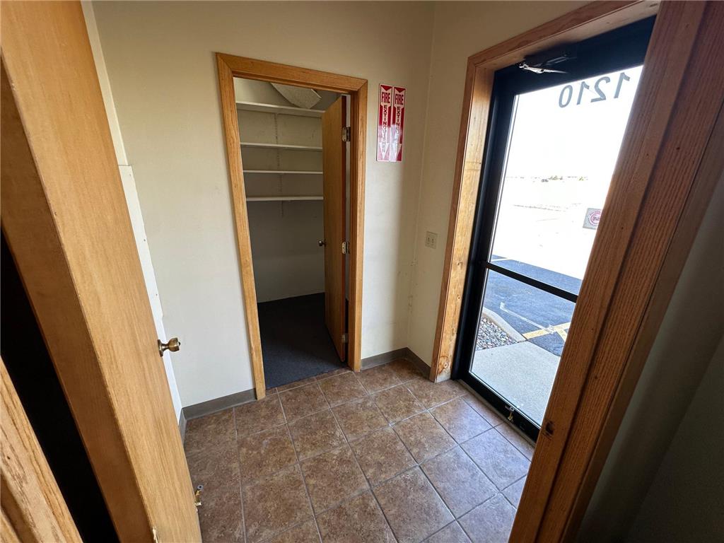 1210 Lakeland Drive SE Willmar MN 56201 6697587 image3