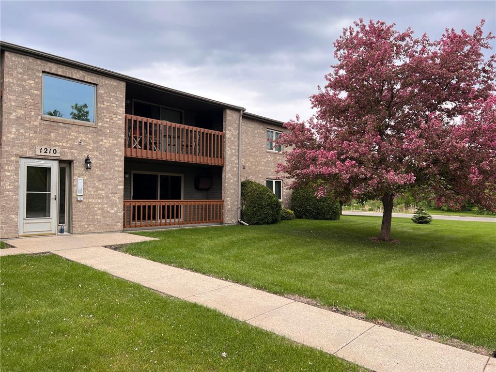 1210 Long Avenue #104 Detroit Lakes MN 56501 6371465 image1