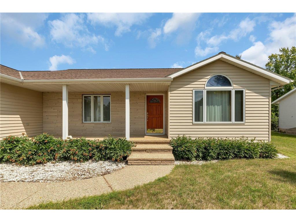 1210 Oakwood Avenue Benson MN 56215 6399508 image1