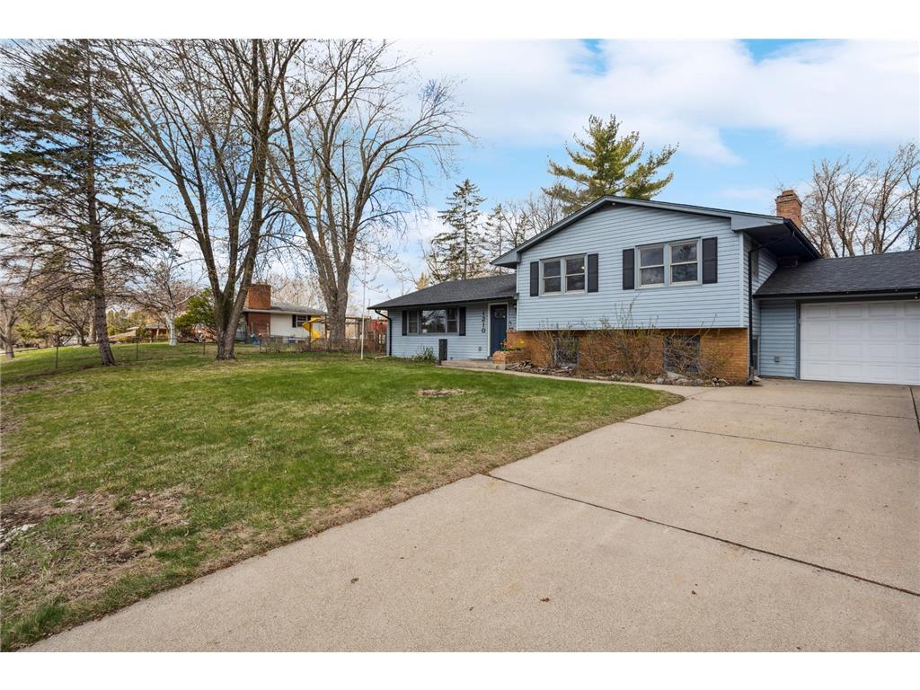 1210 Valley High Drive Bloomington MN 55431 6706660 image1