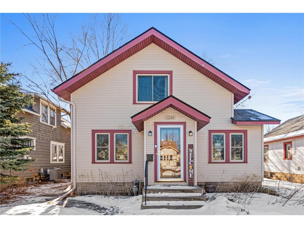 1210 Van Buren Avenue Saint Paul MN 55104 7006511 image1