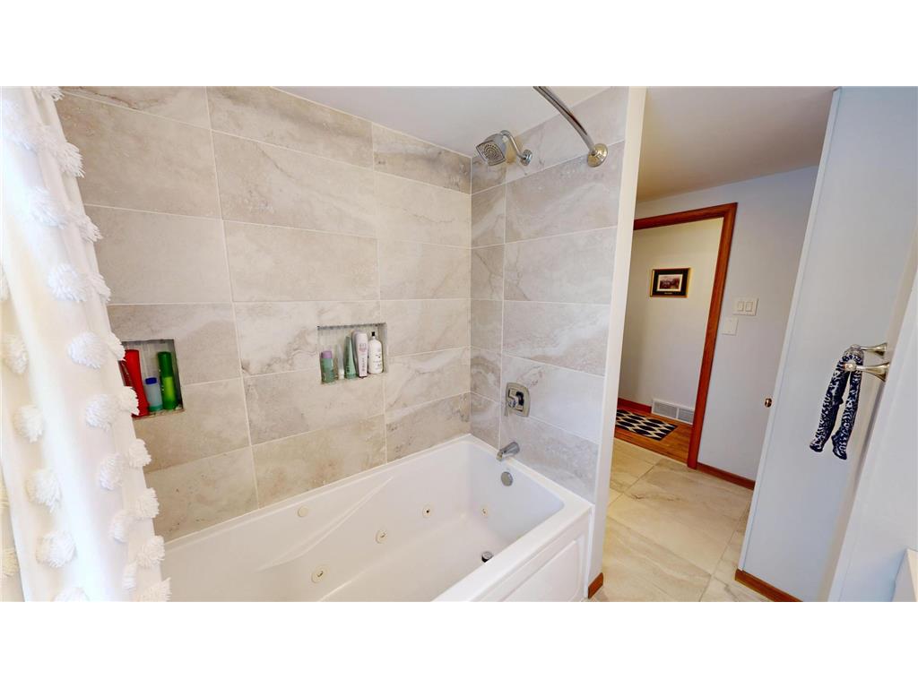 1210 Willmar Avenue SW Willmar MN 56201 7000031 image24