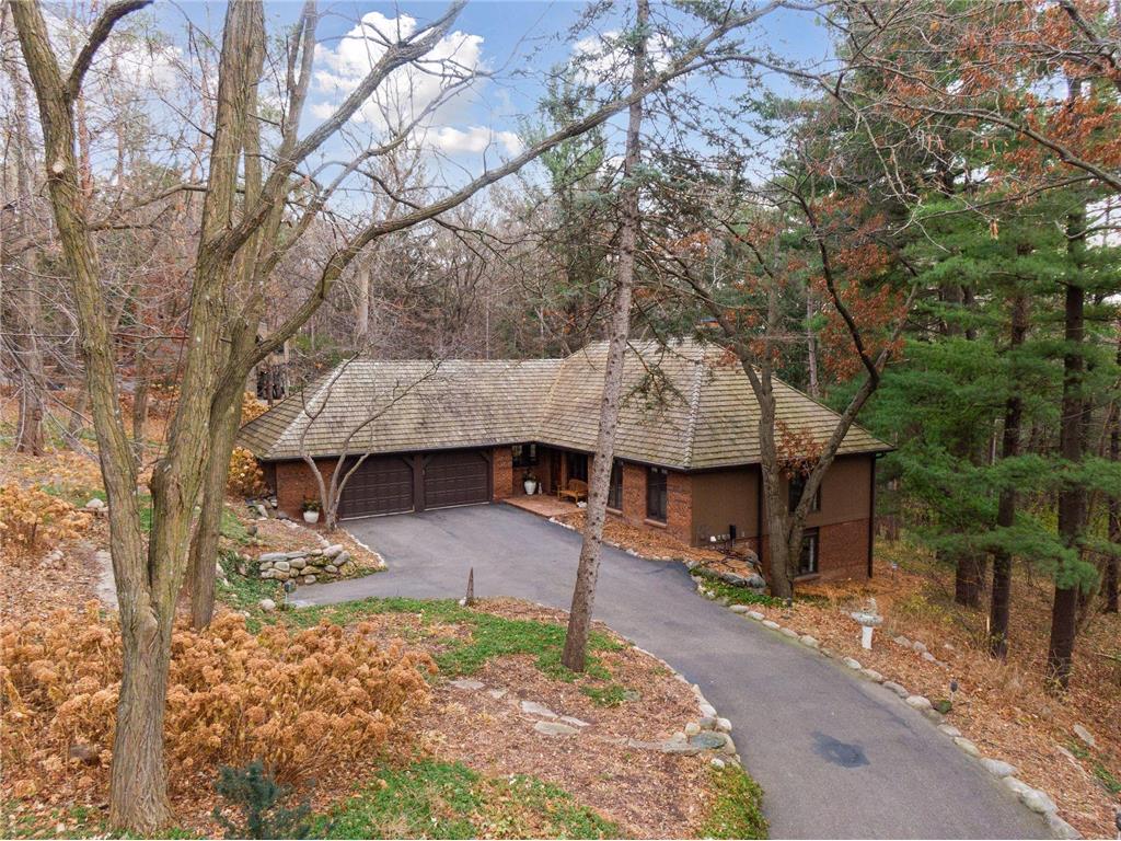 12101 Hilloway Road W Minnetonka MN 55305 6632962 image1