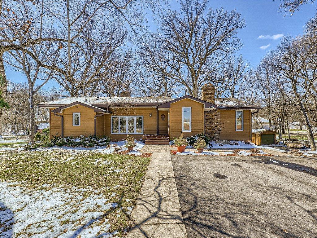 12103 Ridgemount Avenue W, MN 55305 MLS 6356145 Edina Realty