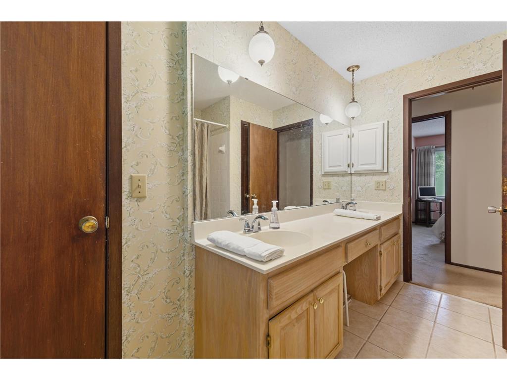 12108 Red Oak Court S Burnsville MN 55337 7100854 image12