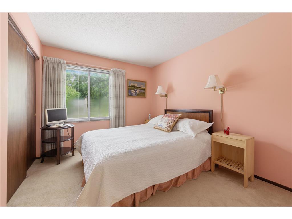 12108 Red Oak Court S Burnsville MN 55337 7100854 image16