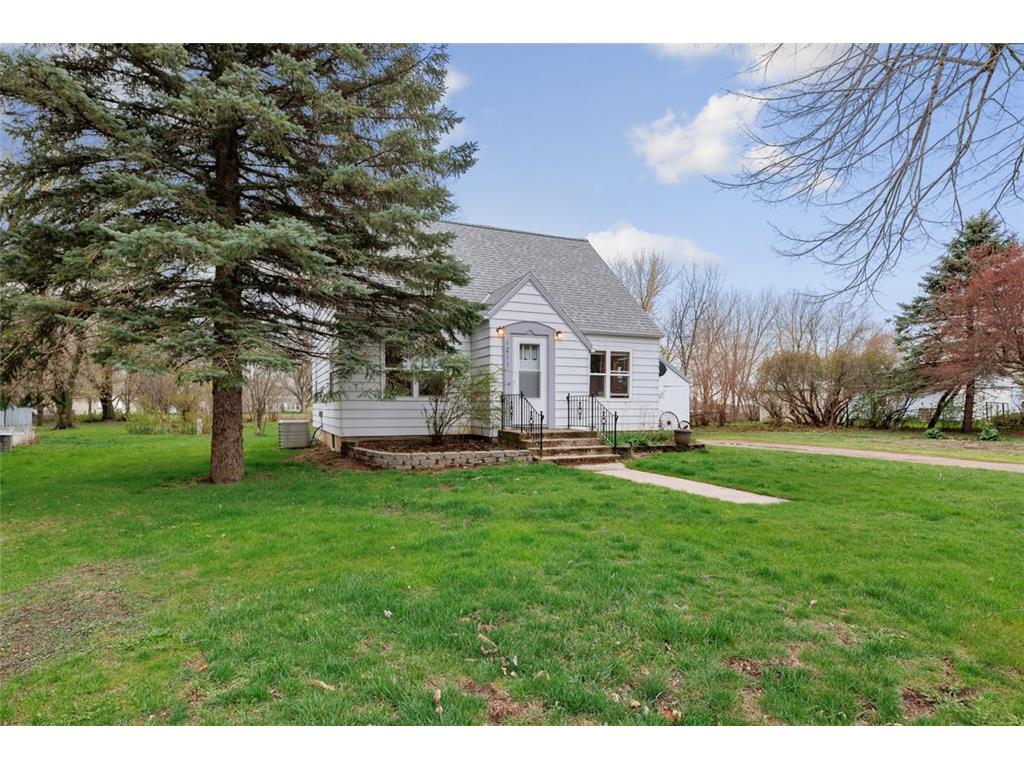 1211 3rd Avenue Brewster MN 56119 6525147 image1